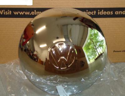 113 601 151 - HUB CAP (EACH)